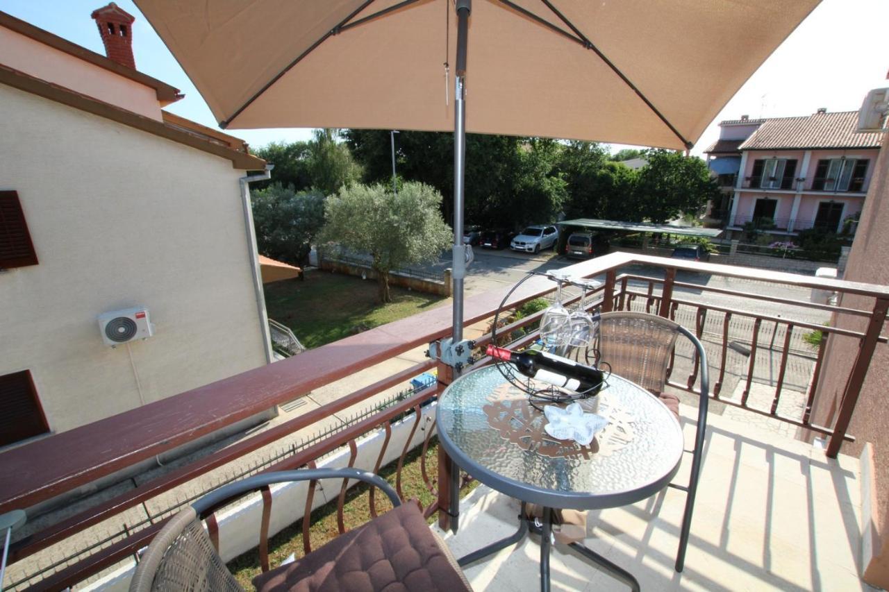 Blue Adria Suites Poreč Exterior foto