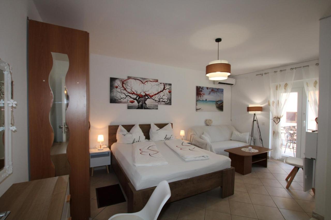 Blue Adria Suites Poreč Exterior foto