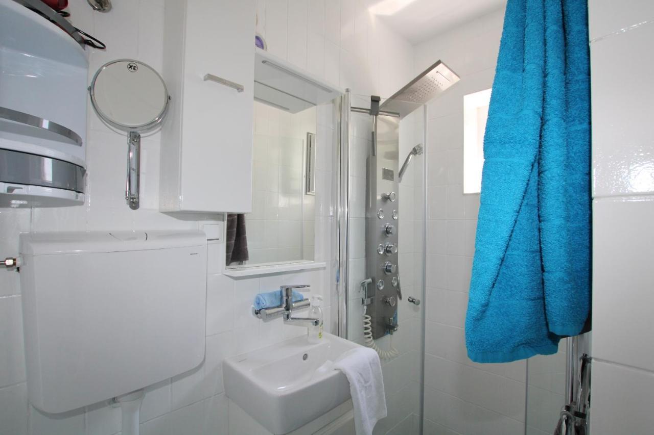 Blue Adria Suites Poreč Exterior foto